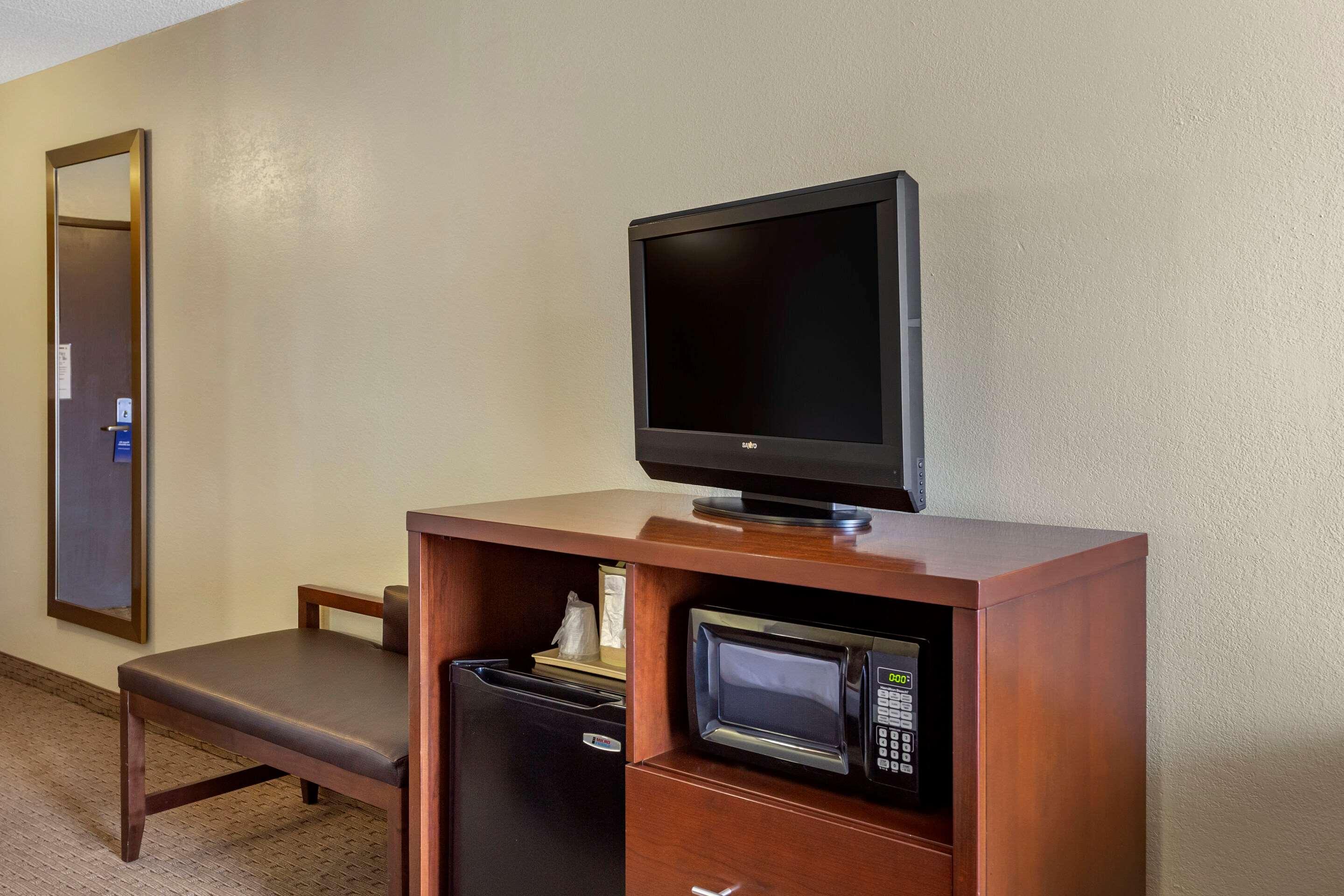 Comfort Inn&Suites Rochelle Extérieur photo