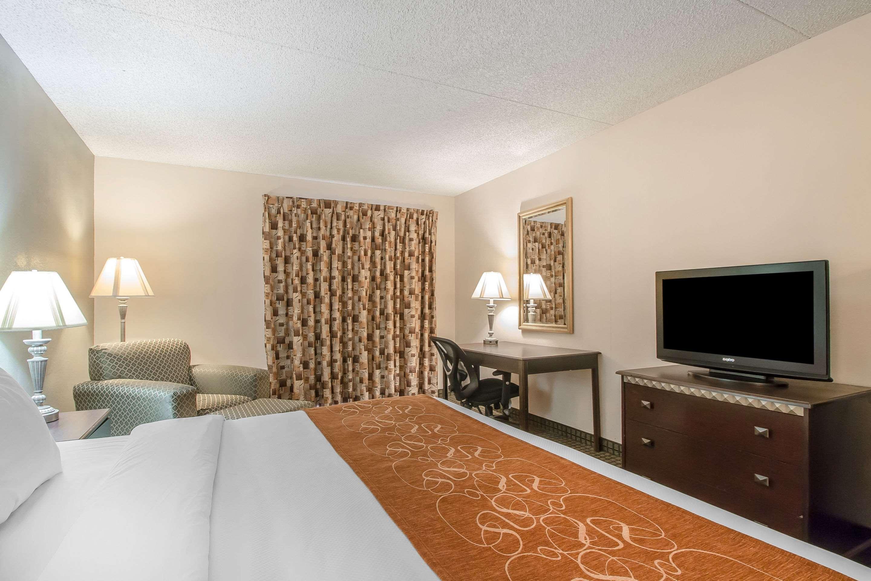Comfort Inn&Suites Rochelle Extérieur photo